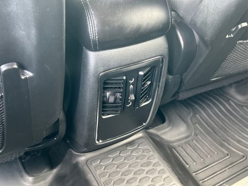 Certified 2019 Dodge Durango SXT image 42