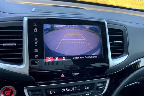 Used 2017 Honda Pilot Touring image 22