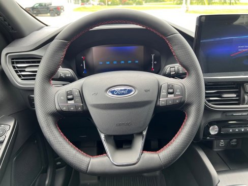 New 2025 Ford Escape ST-Line image 16