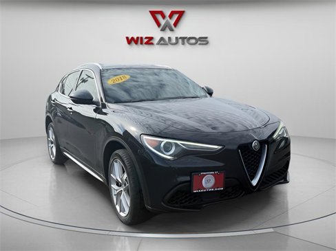 Used 2018 Alfa Romeo Stelvio Ti image 3