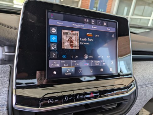 New 2025 Jeep Compass Sport image 18