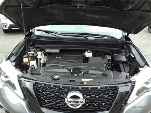 Used 2020 Nissan Pathfinder SL image 9