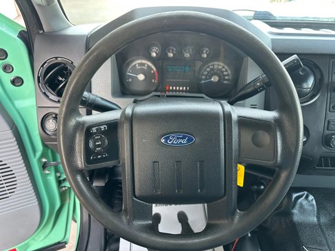 Used 2015 Ford F550 4x4 Crew Cab Super Duty image 13