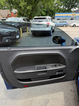 Used 2010 Dodge Challenger R/T image 11