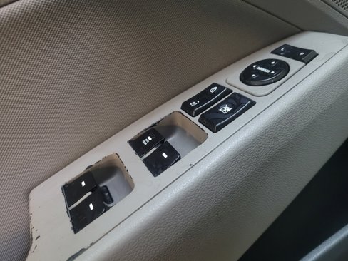 Used 2019 Hyundai Elantra SEL image 27