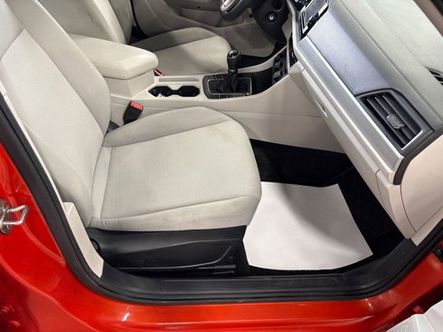 Used 2019 Volkswagen Jetta S w/ Driver Assistance Package image 50