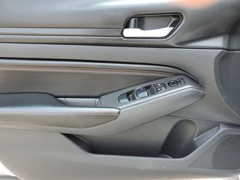 Used 2022 Nissan Altima 2.5 SR image 25