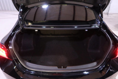 Used 2020 Chevrolet Malibu LT w/ Midnight Edition image 27