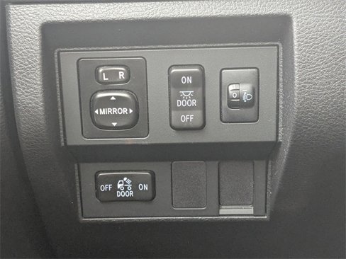 Used 2014 Toyota Tundra SR5 image 23