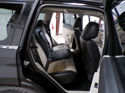 Used 2009 Jeep Grand Cherokee Limited image 14