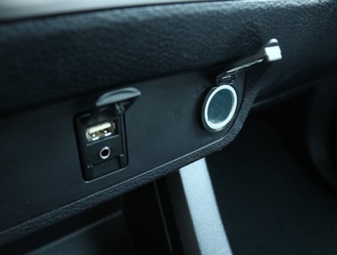 Used 2016 Toyota Tacoma SR image 22