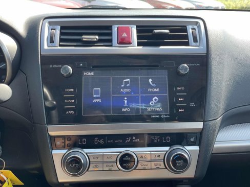 Used 2017 Subaru Outback 2.5i Premium image 18