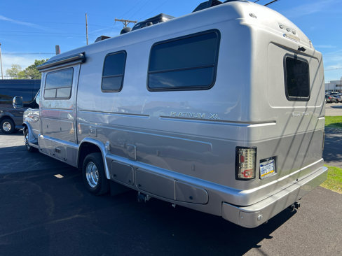Used 2019 Ford E-450 and Econoline 450 Super Duty w/ Motorhome Prep Package image 6