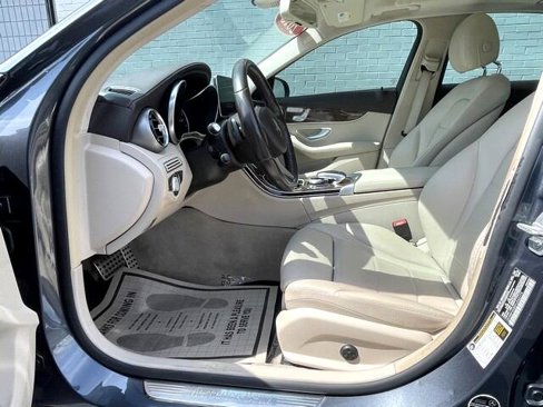 Used 2015 Mercedes-Benz C 300 4MATIC Sedan w/ Multimedia Package image 11