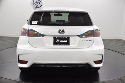 Used 2016 Lexus CT 200h image 8