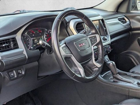 Used 2019 GMC Acadia SLT image 9