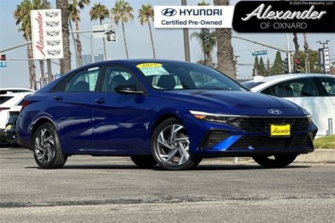 Certified 2025 Hyundai Elantra Sport image 1