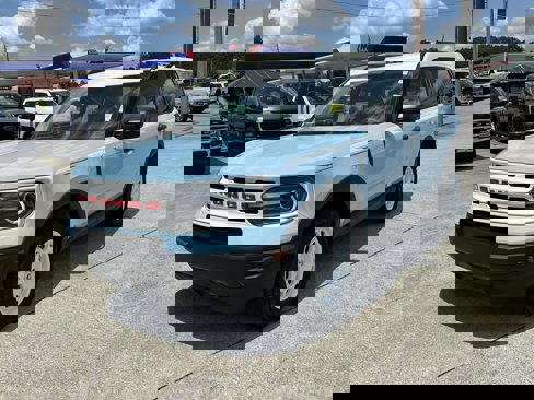 Used 2024 Ford Bronco Sport Heritage w/ Heritage Convenience Package image 3