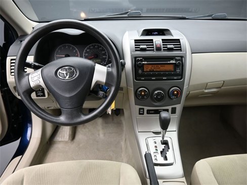 Used 2012 Toyota Corolla LE image 25