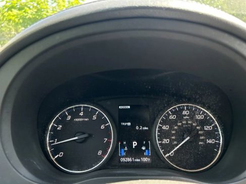 Used 2016 Mitsubishi Outlander GT image 22