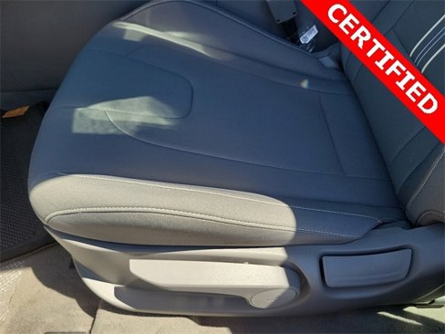 Certified 2024 Hyundai Elantra SEL image 12
