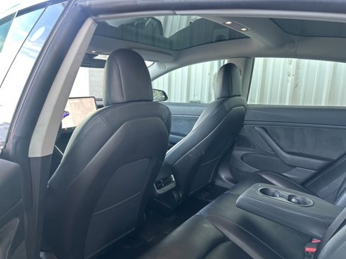 Used 2019 Tesla Model 3 Standard Range Plus image 12