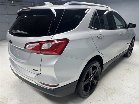 Used 2020 Chevrolet Equinox Premier w/ Premier Redline Edition image 7