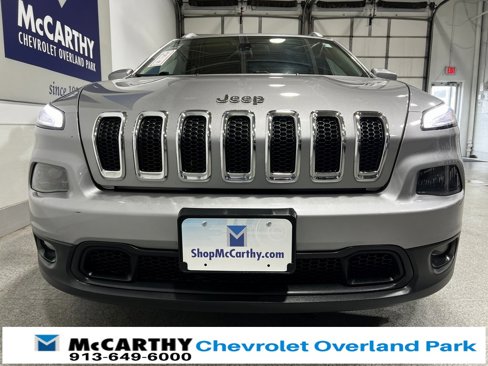Used 2016 Jeep Cherokee Latitude image 12