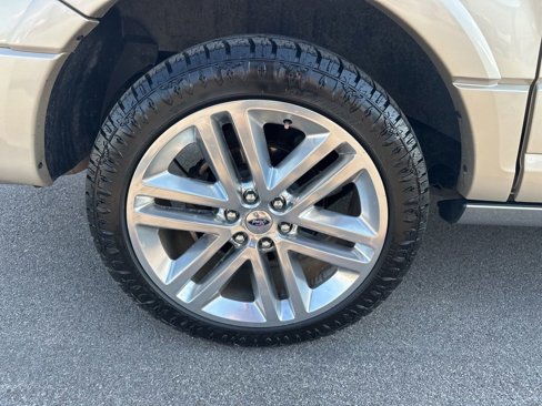 Used 2017 Ford Expedition EL Platinum image 46