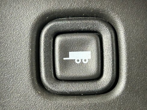 Used 2019 Chevrolet Express 2500 image 19