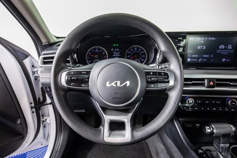 Used 2022 Kia K5 LXS image 19
