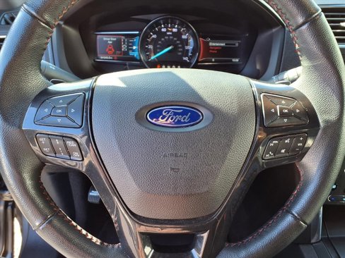 Used 2018 Ford Explorer Sport w/ Equipment Group 401A image 11