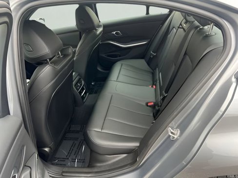 New 2025 BMW 330i xDrive Sedan w/ Convenience Package image 21