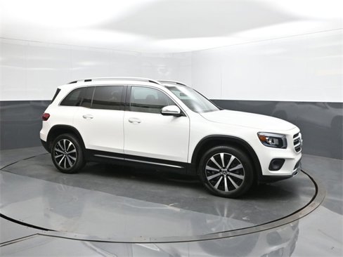 Used 2022 Mercedes-Benz GLB 250 image 17