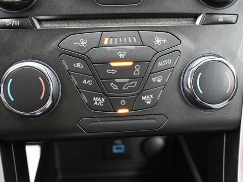 Used 2018 Ford Fusion S image 23