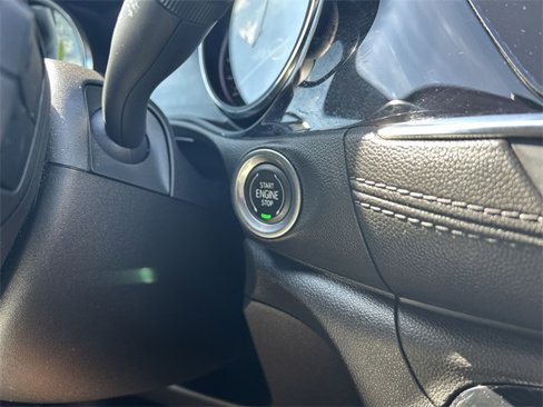 Used 2021 Buick Encore GX Preferred image 32