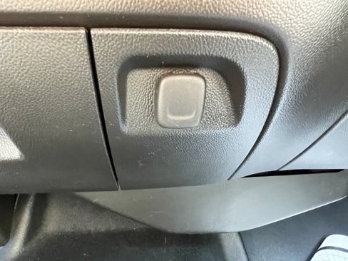 Used 2016 Chevrolet Silverado 1500 W/T image 27