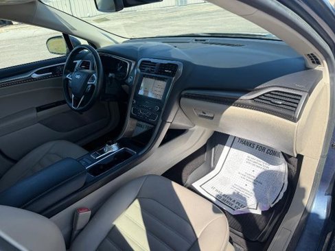 Used 2019 Ford Fusion SEL image 10