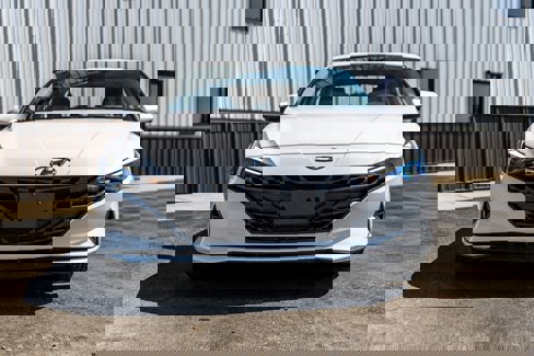 Used 2023 Hyundai Elantra SEL image 6
