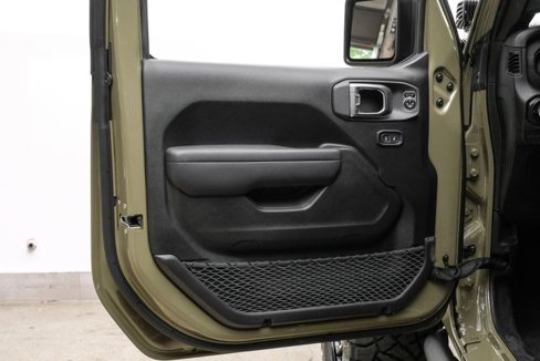 Used 2025 Jeep Gladiator Sport image 78