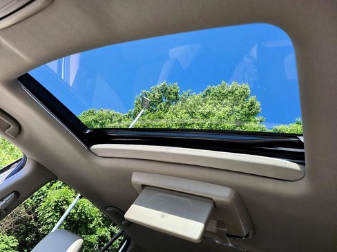 Used 2022 Honda Pilot Touring image 10