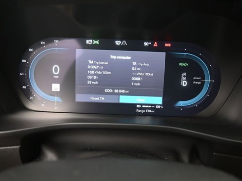 Certified 2022 Volvo XC40 P8 Recharge Ultimate image 22