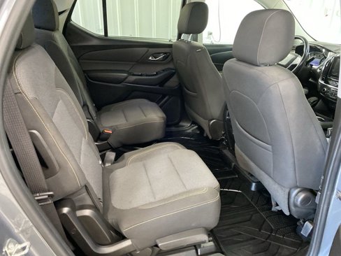 Used 2021 Chevrolet Traverse LT image 20