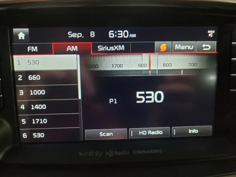 Used 2016 Kia Sorento SX image 25
