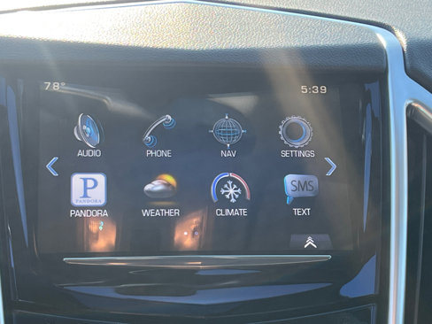 Used 2015 Cadillac SRX Luxury image 23