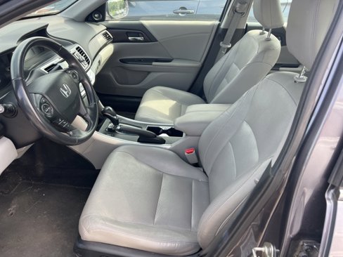 Used 2013 Honda Accord EX-L image 8