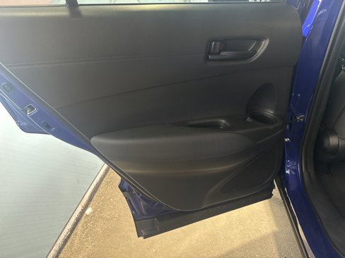 Used 2023 Toyota Corolla Cross LE image 23