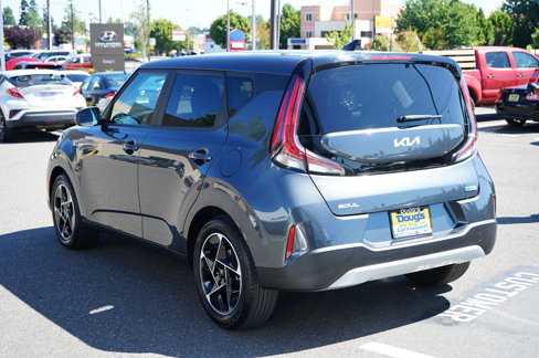 Used 2023 Kia Soul EX image 7