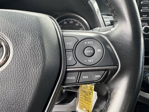 Used 2023 Toyota Camry SE image 25
