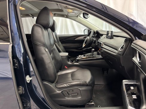 Used 2018 MAZDA CX-9 Touring w/ Touring Premium Package image 16